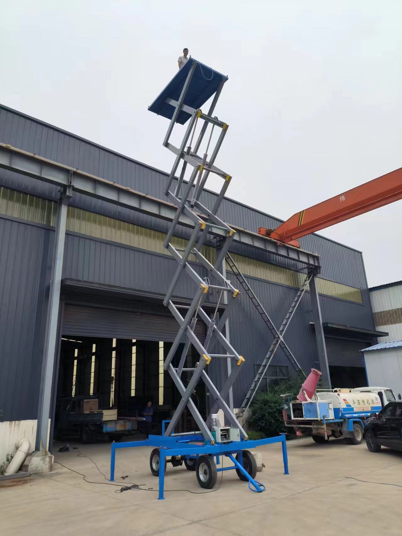 移動(dòng)式液壓升降平臺